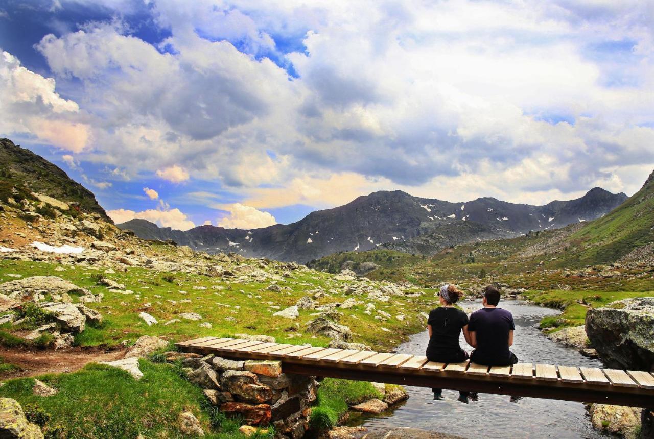 R Valle De Incles-Grandvalira Free Parking 卡尼略 外观 照片