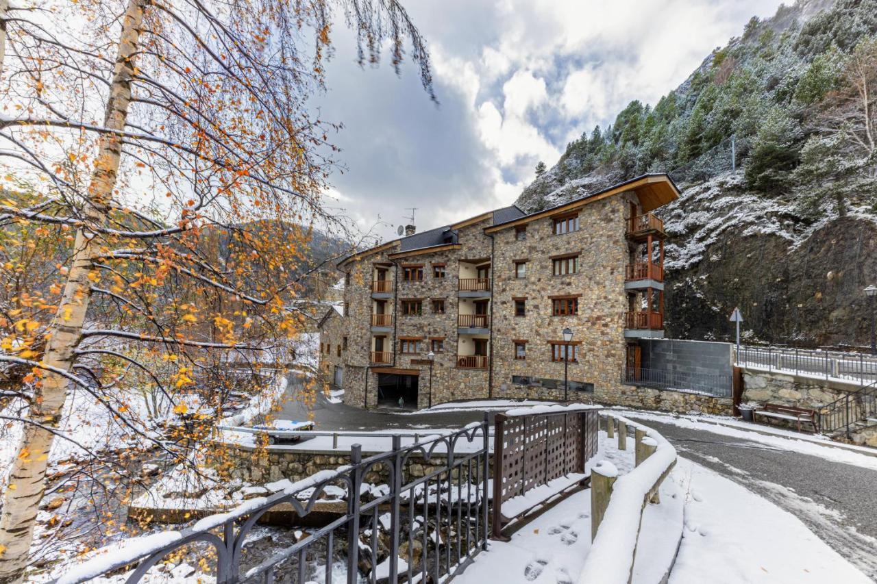R Valle De Incles-Grandvalira Free Parking 卡尼略 外观 照片